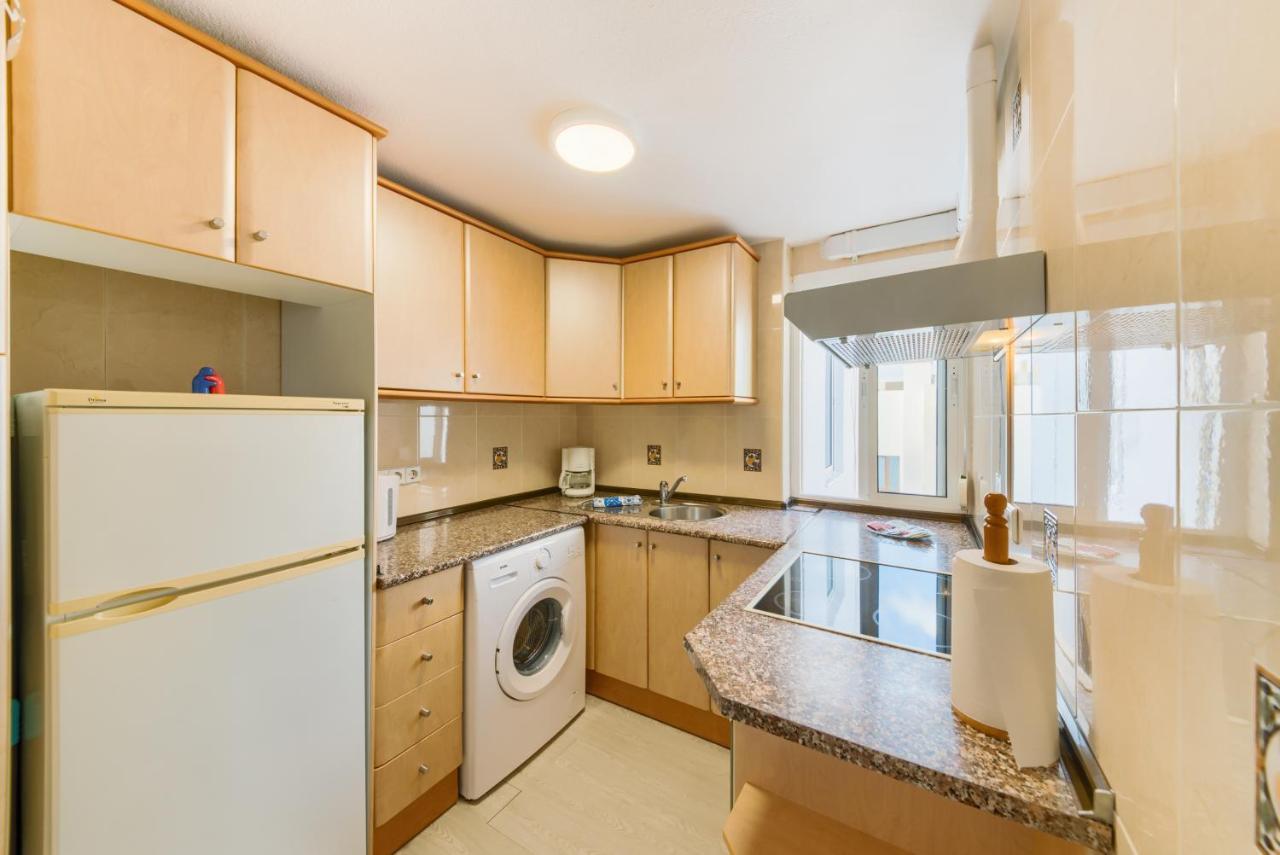 Holidays2Fuengirola Palangreros 100 Mts From Beach And Promenade المظهر الخارجي الصورة