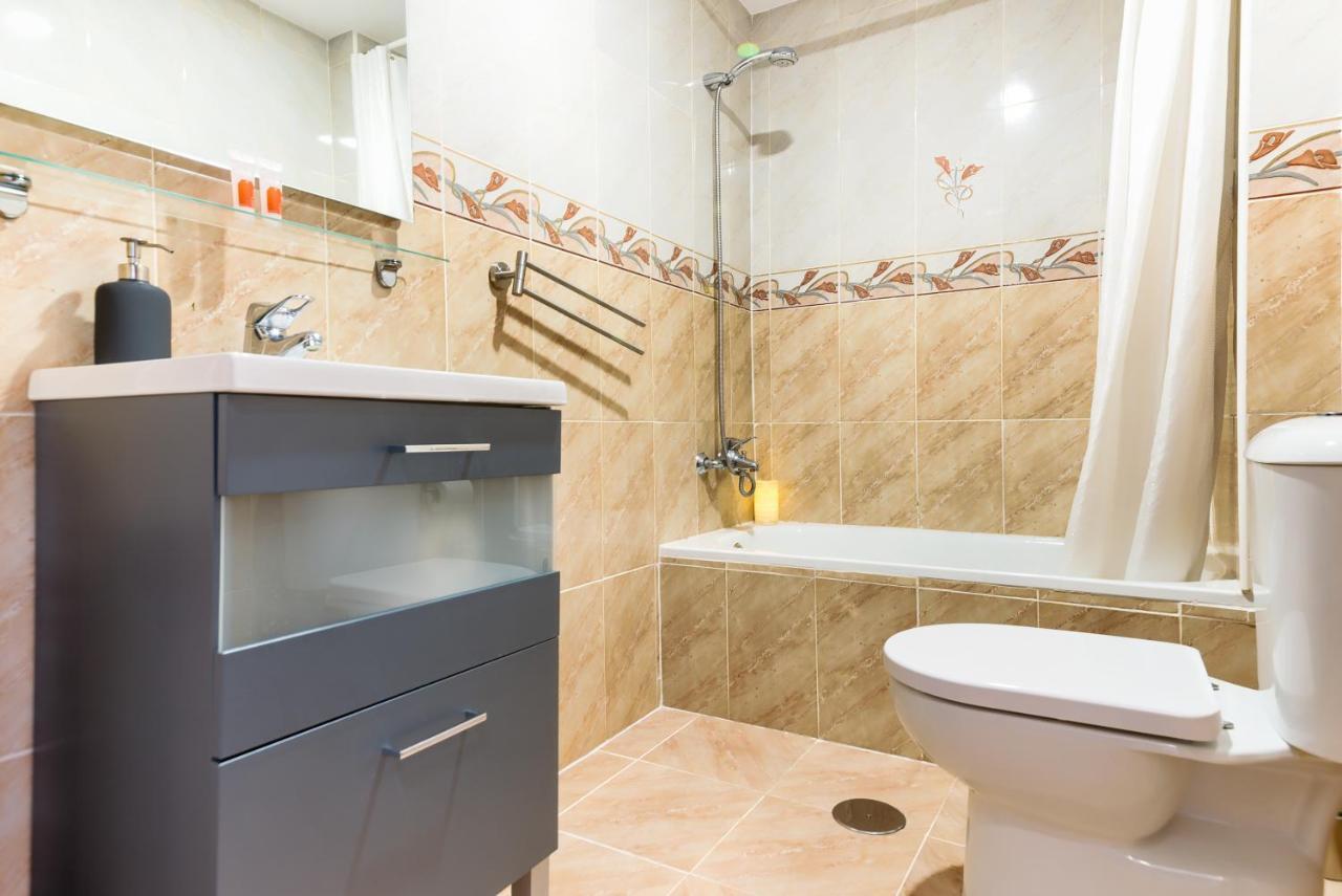 Holidays2Fuengirola Palangreros 100 Mts From Beach And Promenade المظهر الخارجي الصورة